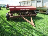 International 10 Grain Drill w/Grass Box