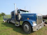 1995 Freightliner Road Truck