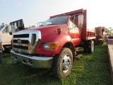2001 Ford F650 Super Duty Truck w/10ft Dump