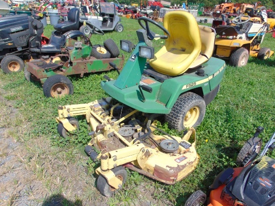 JD F525 Lawn Tractor w/50inch Deck