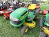 JD 125 Lawn Tractor w/40inch Deck