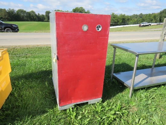 Alum cabinet