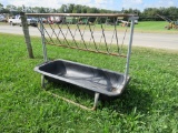 Hay feeder with pan