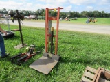 Wesco bag cart with lift