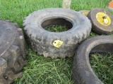 33-12.5x15 tire