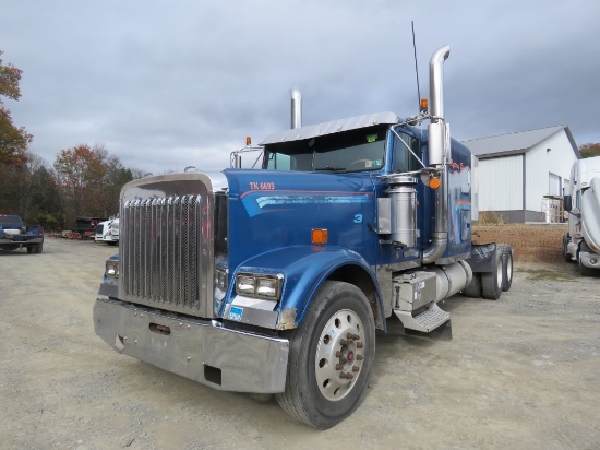 1995 Freightliner Classic Road Truck w/Sleeper