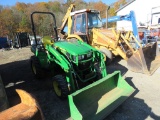 JD 2032R Compact Tractor w/220R Loader
