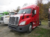 2014 Freightliner Columbia Road Truck