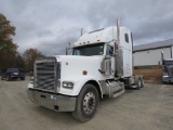 1999 Freightliner Classic Road Truck w/ Sleerp Cab