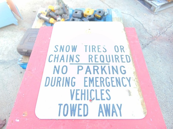 Snow Tires or Chain Required Sign