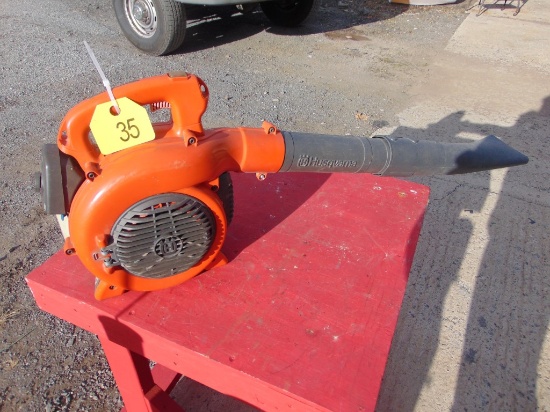 Husqvarna 125B Leaf Blower