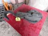 Large Pulley w/Hook