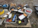 Pallet Lot of Assorted Lights