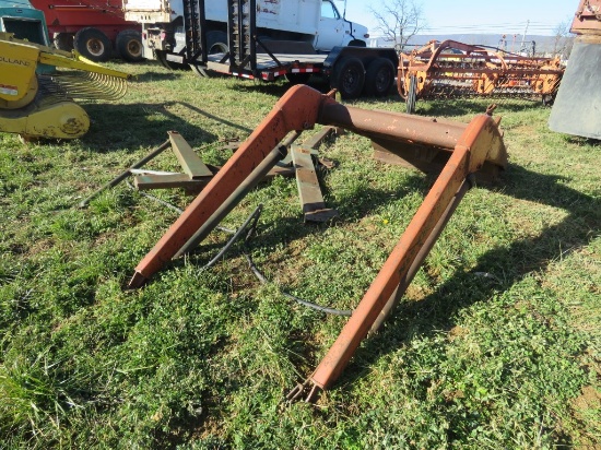 NI 503 Fronte End Loader w/Brackets & 40inch Bucket