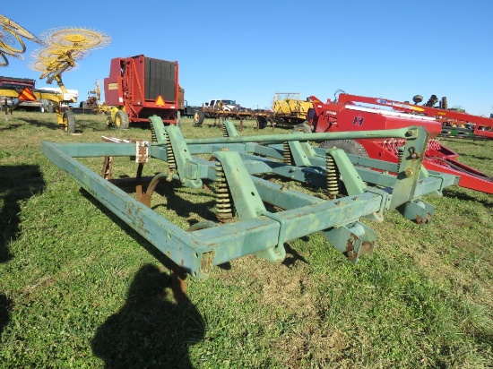 JD 1610 8 tooth Chisel Plow w/Buster Bar