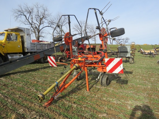 Fella Werke 4 Star Tedder