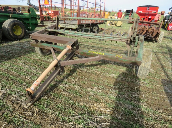 Pequea 710 Tedder