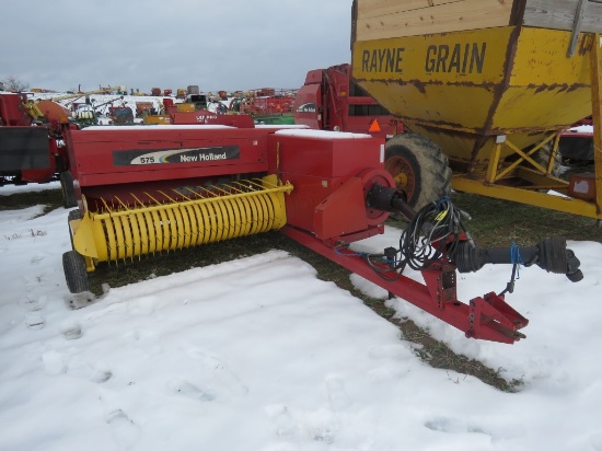 NH 575 Baler w/Thrower