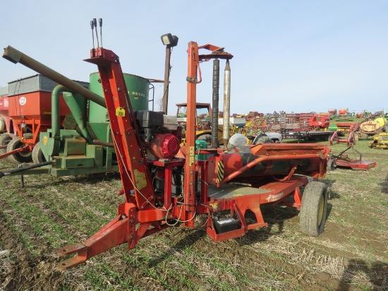 Kverneland Bale Wrapper w/Honda Gas Engine