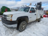 2005 Chevrolet 2500HD Truck w/8ft Steelweld Utility Bo