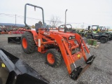 Kubota B6200 Tractor w/Loader