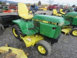 JD 318 Lawn Tractor w/Deck