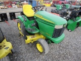 JD GT235 Lawn Tractor w/Deck