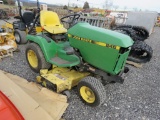 JD 245 Lawn Tractor w/48inch Deck