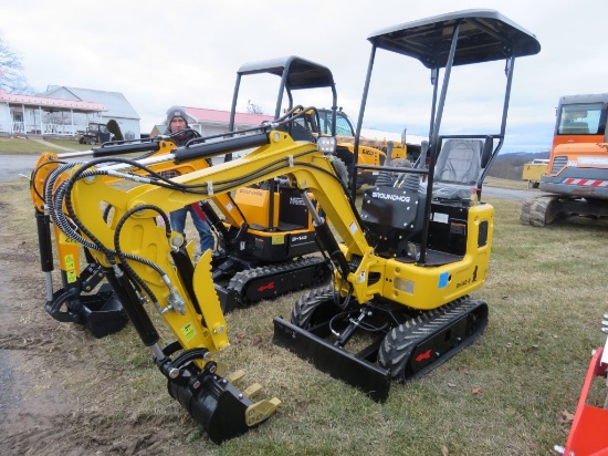 Brand NEW Ground Hog BH14G-2 Mini Excavator