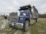 1990 Ford LTL900 Dump Truck
