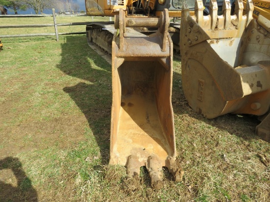 CF 2ft Bucket for Cat Excavator