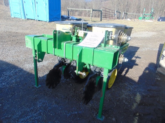 JD 2x 3pth No Till Corn Planter