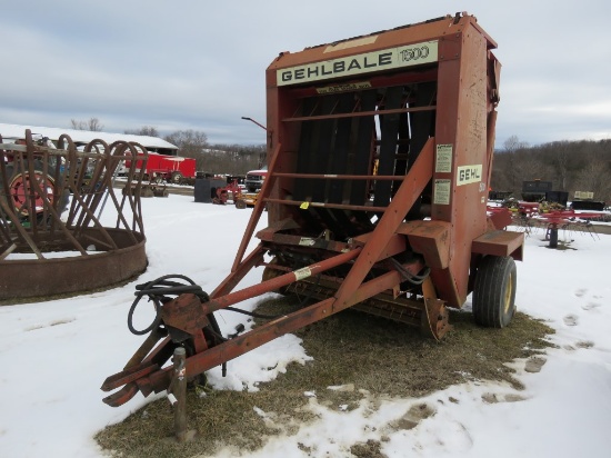 Gehl 1500 Round Baler
