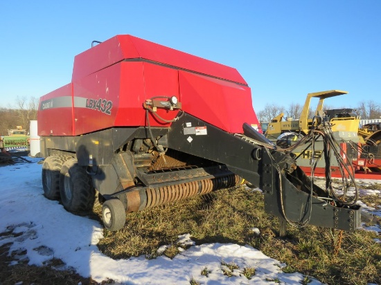 Case/IH LBX432 Big Square Baler