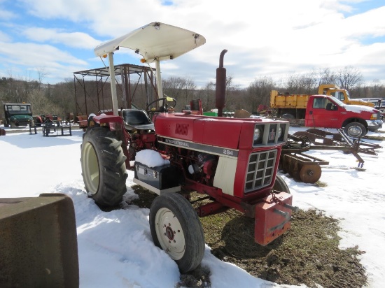 IH 284 3pth Tractor w/Canopy