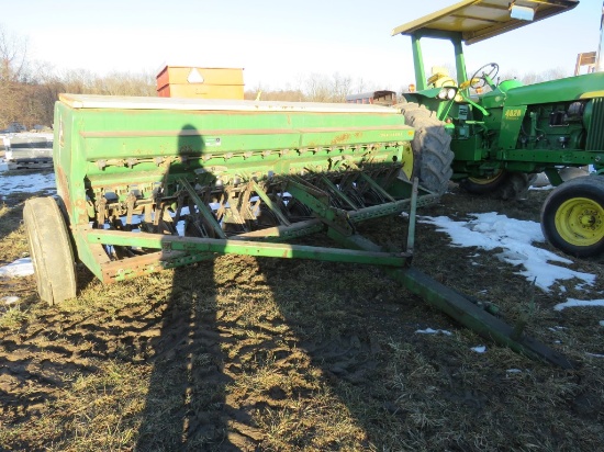 JD 8200 Doulbe Disc Drill Grass Seeder
