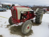 Ford 800 Tractor