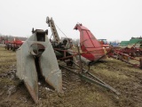NI Corn Picker