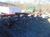 IH 450 4x Semi Plow