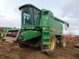 JD 9500 Combine