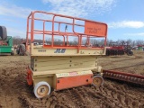 JLG Man Lift
