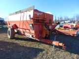 Jamesway D300 TMR Cart w/Scales