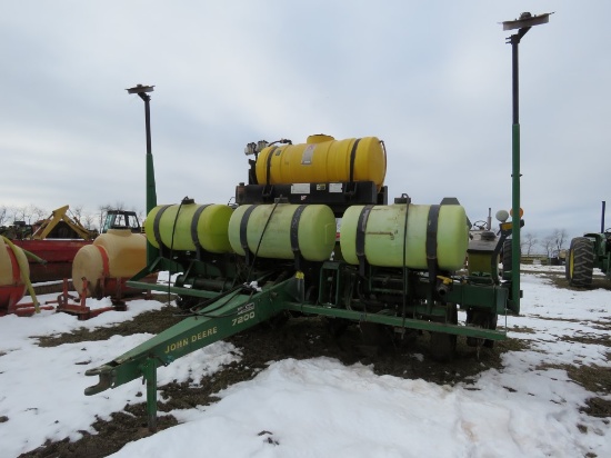 JD 7200 6RW Corn Planter