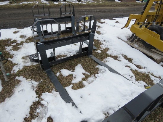 NEW Bobcat Heavy Duty Walk Thru Pallet Forks