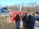 Int 284 Tractor w/Woods 62inch Belly Mower