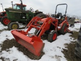 Kubota B2601 Tractor/Loader/Backhoe