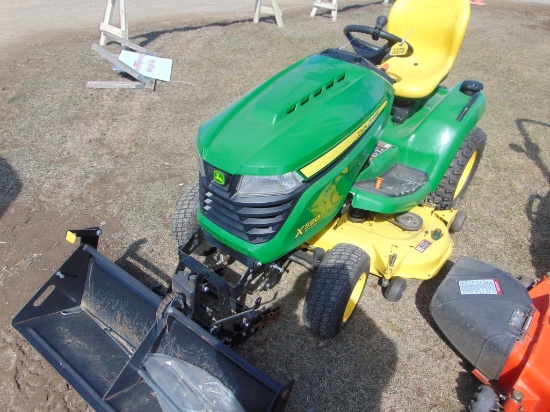 JD X590 Lawn Tractor w/Bucket & 46inch Deck