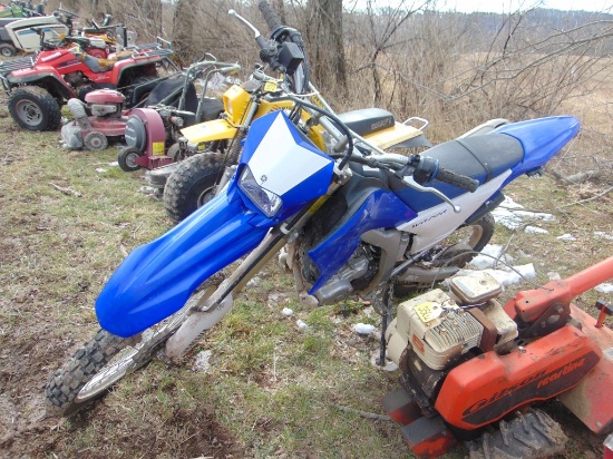Yamaha WR250R motorcycle
