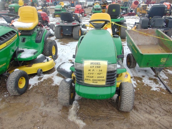 JD LT160 Lawn Tractor w/ 42in deck