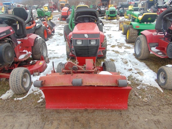 Toro Wheel Horse 314 Lawn Tractor w/ 42in deck & 42in blade